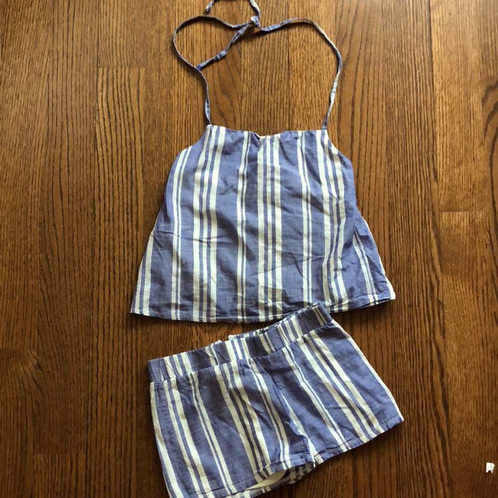 Girls shorts set